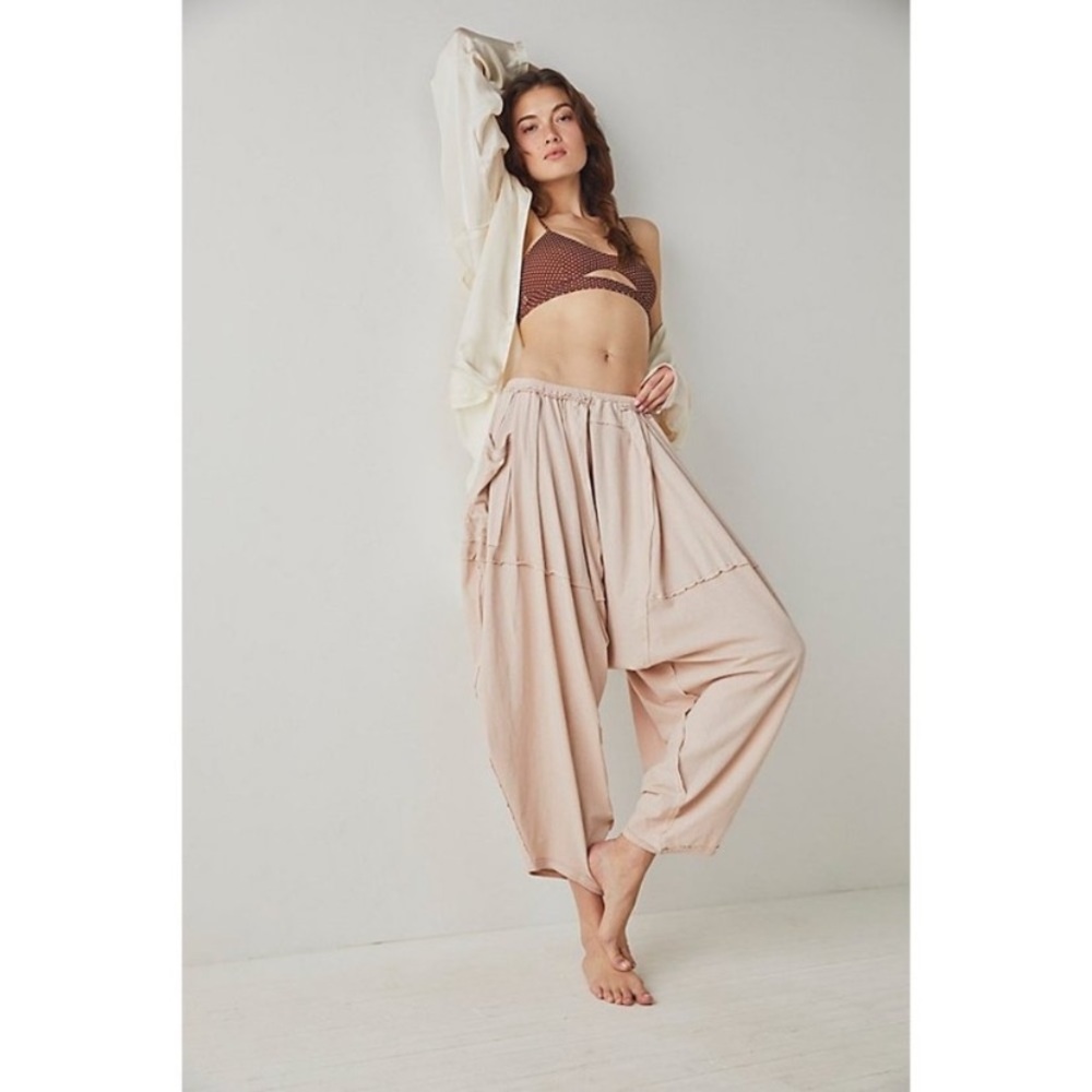 Free People NWOT Summer Slumber pants Harem Pants FP Intimately Lt Pink size L